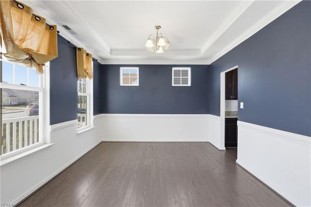 304 Terrywood DR, Suffolk, VA 23434