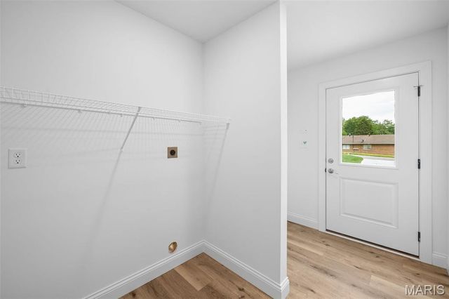 5120 Wicklow Place, St Louis, MO 63111