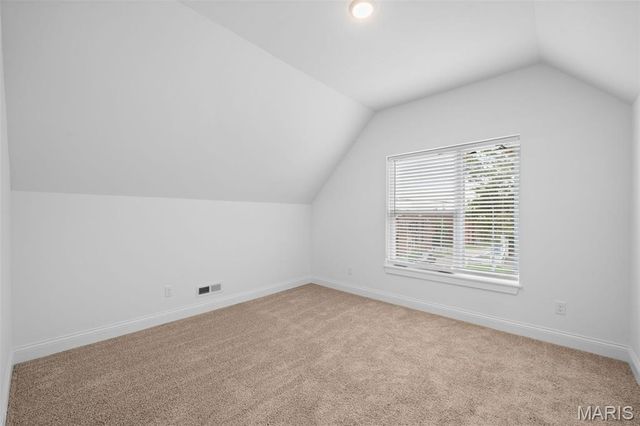 5120 Wicklow Place, St Louis, MO 63111