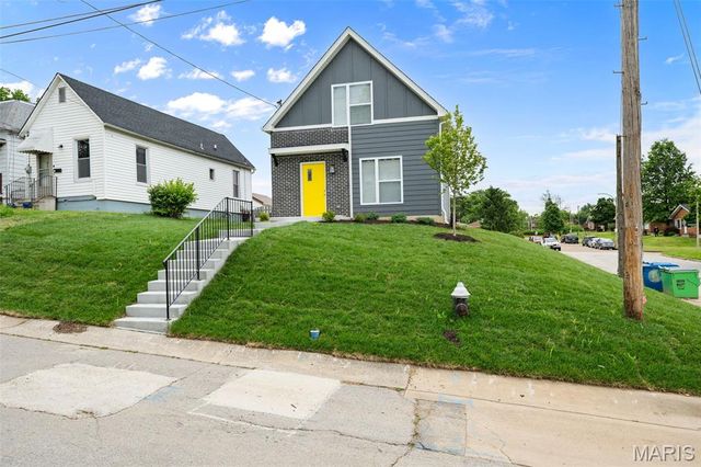 5120 Wicklow Place, St Louis, MO 63111