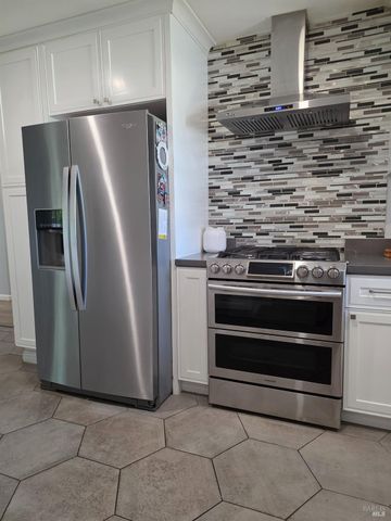 1929 New Jersey St, Fairfield, CA 94533