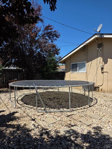 1929 New Jersey St, Fairfield, CA 94533