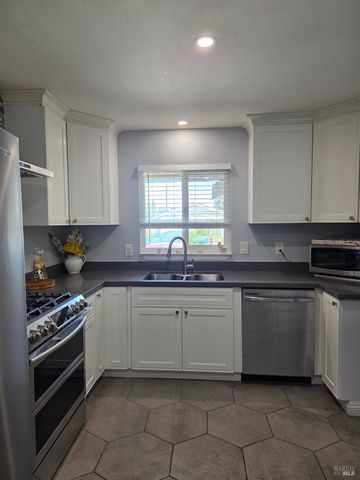 1929 New Jersey St, Fairfield, CA 94533