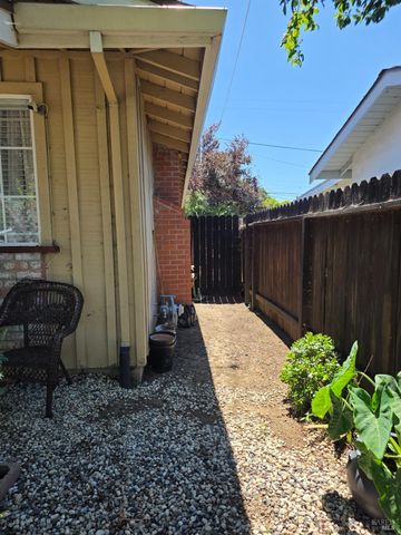 1929 New Jersey St, Fairfield, CA 94533