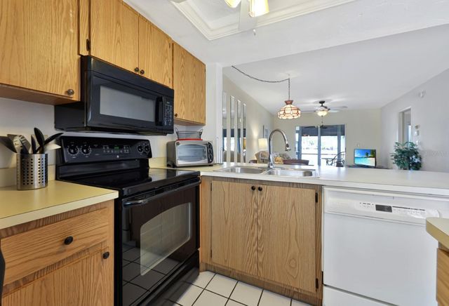 12538 SW KINGSWAY CIRCLE 902, Lake Suzy, FL 34269