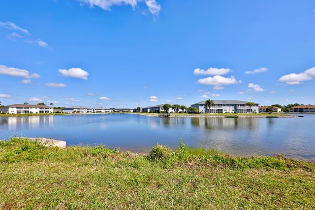 12538 SW KINGSWAY CIRCLE 902, Lake Suzy, FL 34269