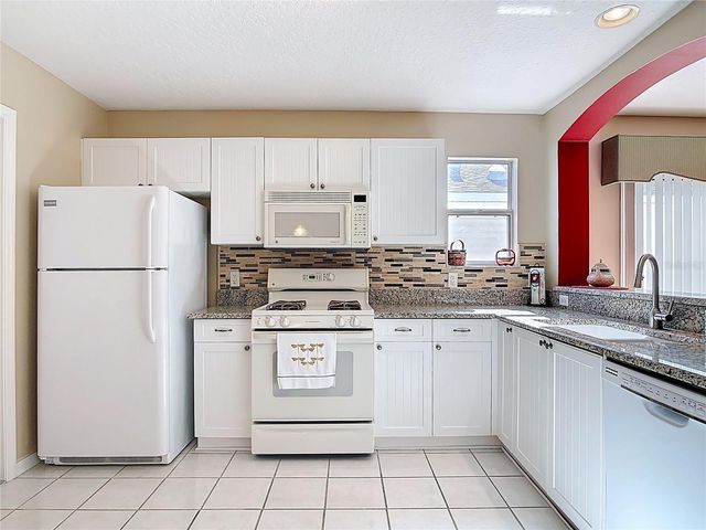 7574 SE 171ST SUN VALLEY PLACE, The Villages, FL 32162
