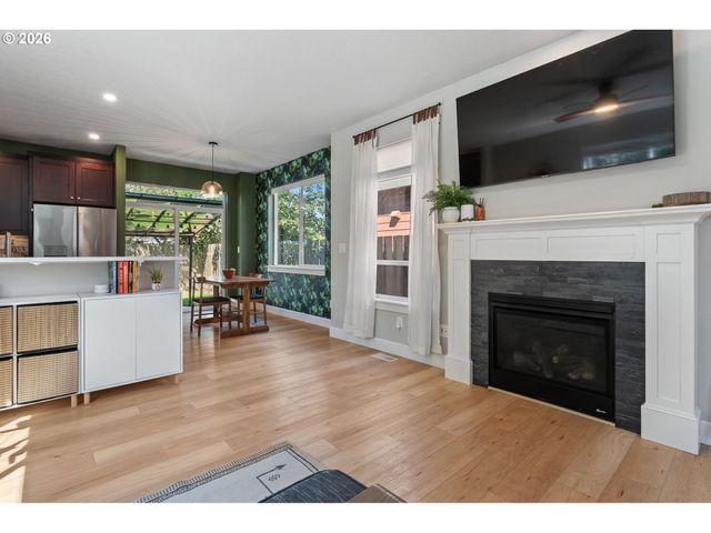 8971 N DRUMMOND Ave, Portland, OR 97217