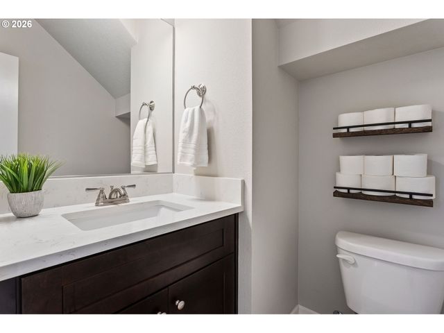 8971 N DRUMMOND Ave, Portland, OR 97217