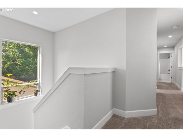 8971 N DRUMMOND Ave, Portland, OR 97217