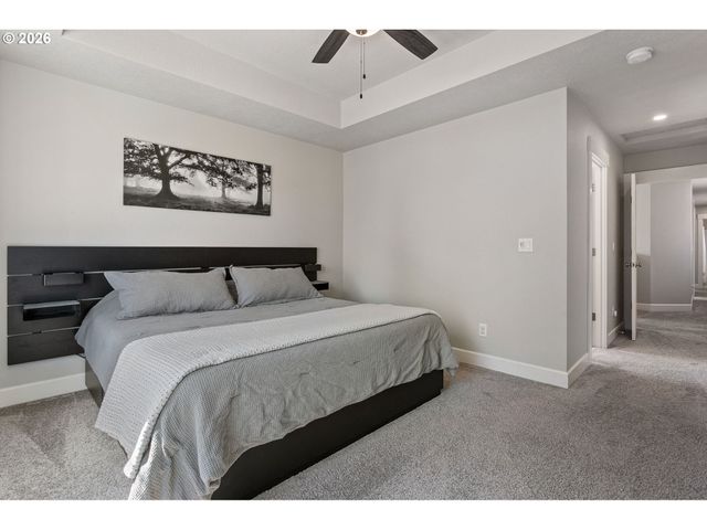 8971 N DRUMMOND Ave, Portland, OR 97217