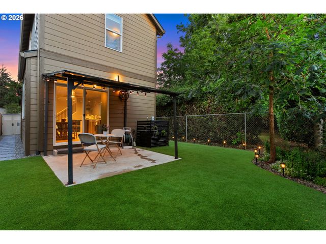 8971 N DRUMMOND Ave, Portland, OR 97217