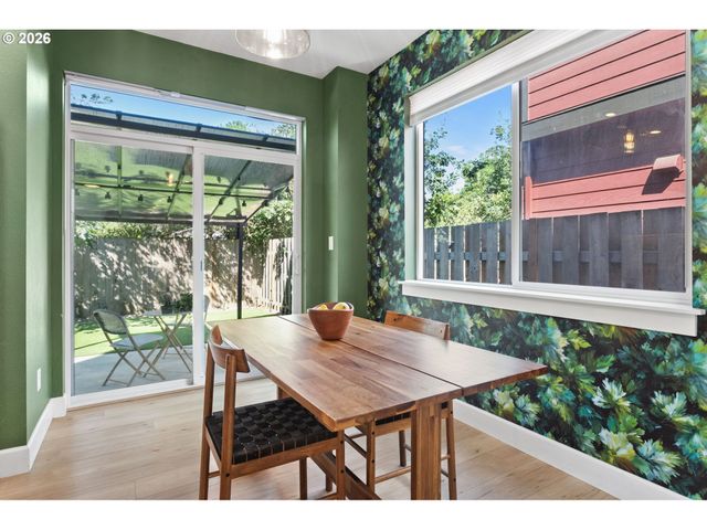 8971 N DRUMMOND Ave, Portland, OR 97217