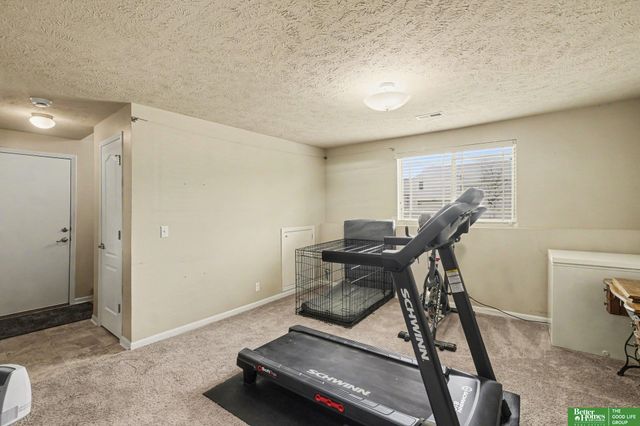 13806 S 44th Street, Bellevue, NE 68123