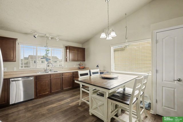 13806 S 44th Street, Bellevue, NE 68123