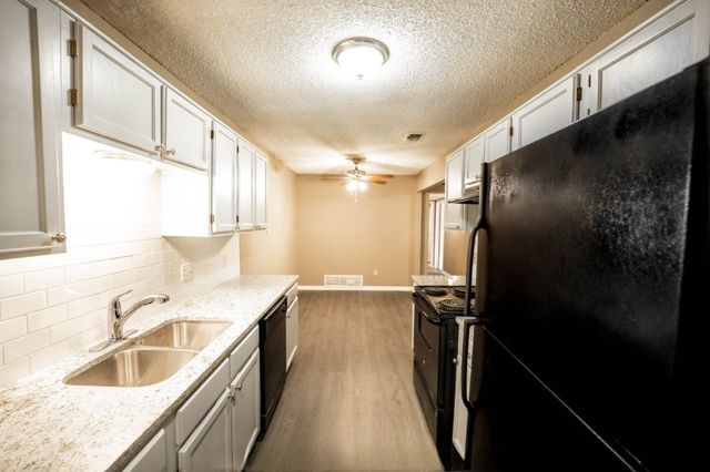 1811 San Rafael Street, Fort Worth, TX 76134