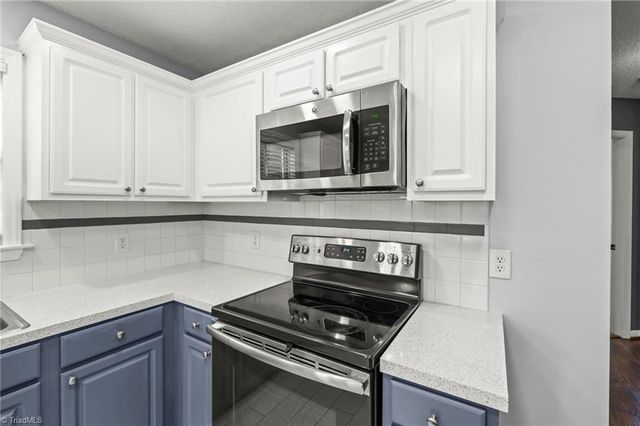 2866 Bridgeport Drive, Winston-salem, NC 27103