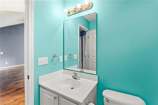 2866 Bridgeport Drive, Winston-salem, NC 27103