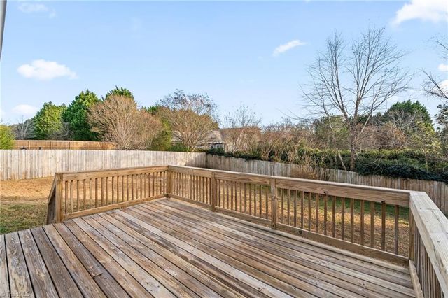 2866 Bridgeport Drive, Winston-salem, NC 27103