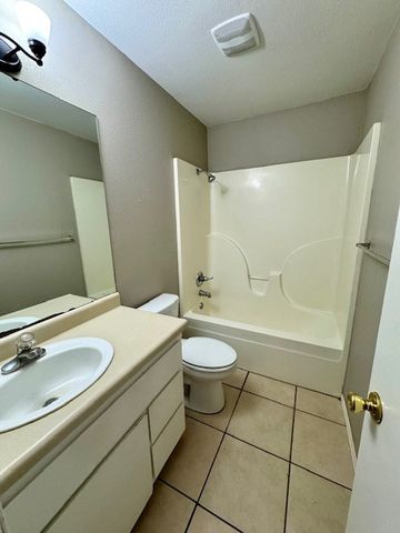 1295 N Boxley Avenue, Fayetteville, AR 72704