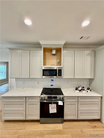 13722 Northside, Northport, AL 35475