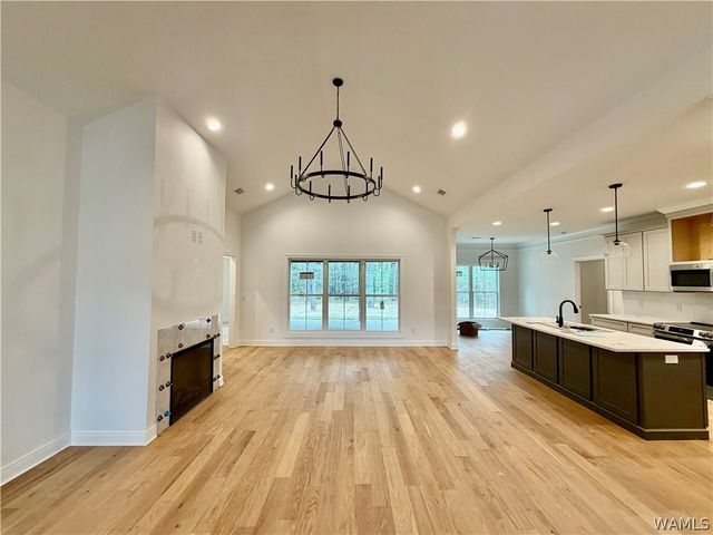 13722 Northside, Northport, AL 35475