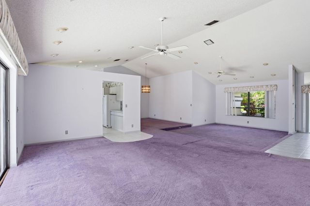 9476 El Clair Ranch Road, Boynton Beach, FL 33437