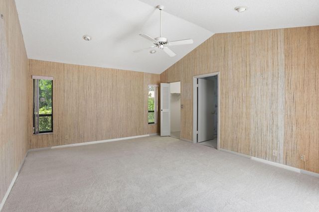 9476 El Clair Ranch Road, Boynton Beach, FL 33437