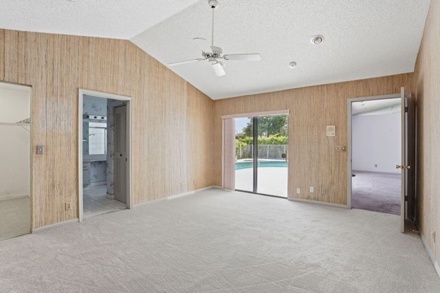 9476 El Clair Ranch Road, Boynton Beach, FL 33437