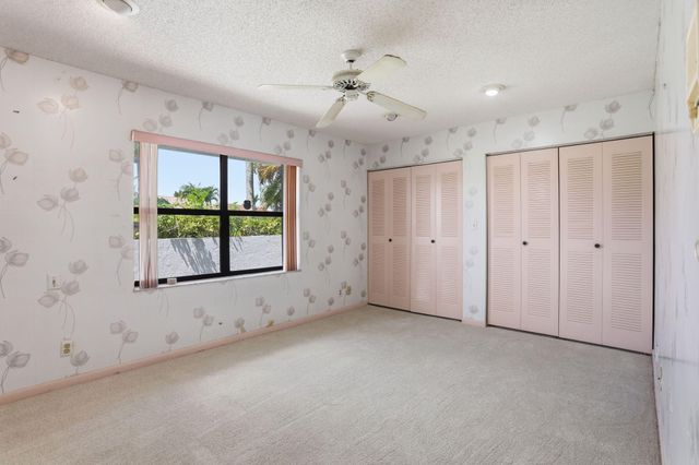 9476 El Clair Ranch Road, Boynton Beach, FL 33437