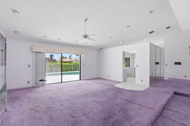 9476 El Clair Ranch Road, Boynton Beach, FL 33437