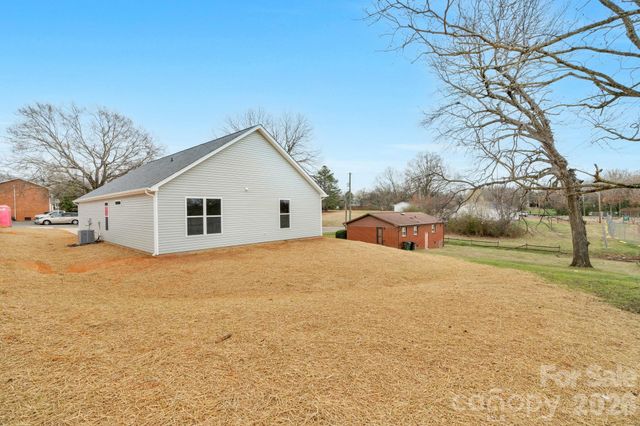 1107 Burke Street, Monroe, NC 28110