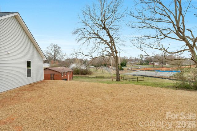 1107 Burke Street, Monroe, NC 28110