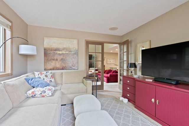 3001 S Winthrop Ln, Spokane, WA 99203