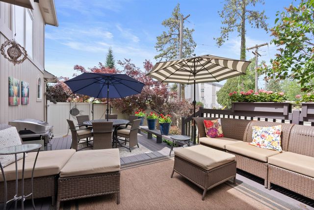 3001 S Winthrop Ln, Spokane, WA 99203