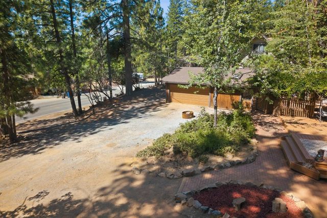 25321 Sugar Pine Dr, Pioneer, CA 95666