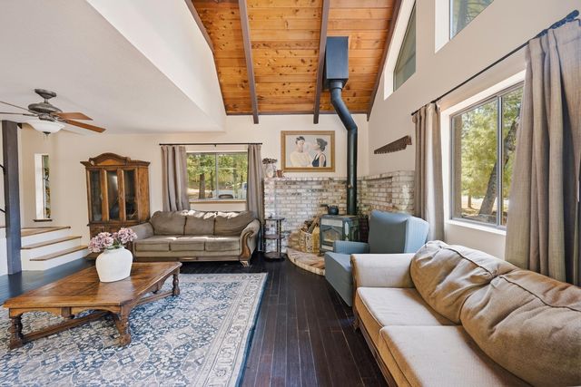 25321 Sugar Pine Dr, Pioneer, CA 95666
