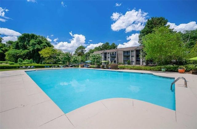 5675 Roswell Road J, Atlanta, GA 30342