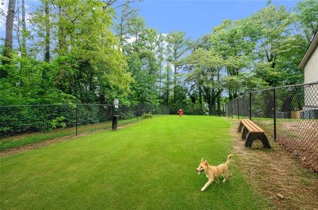 5675 Roswell Road J, Atlanta, GA 30342
