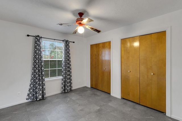 61 Campfire Circle, Coldspring, TX 77331