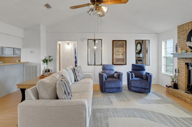 61 Campfire Circle, Coldspring, TX 77331