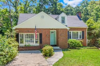 127 rosedale Circle, Winston-salem, NC 27106