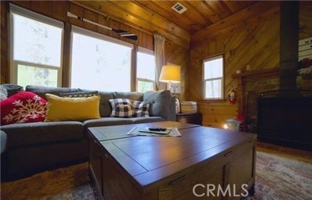 382 Knight, Big Bear Lake, CA 92315