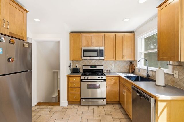 210 Nashua Rd, Billerica, MA 01862