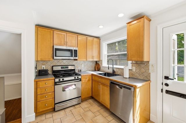 210 Nashua Rd, Billerica, MA 01862