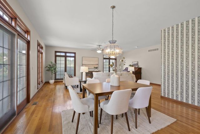 2227 Ashbury Close, Powell, OH 43065
