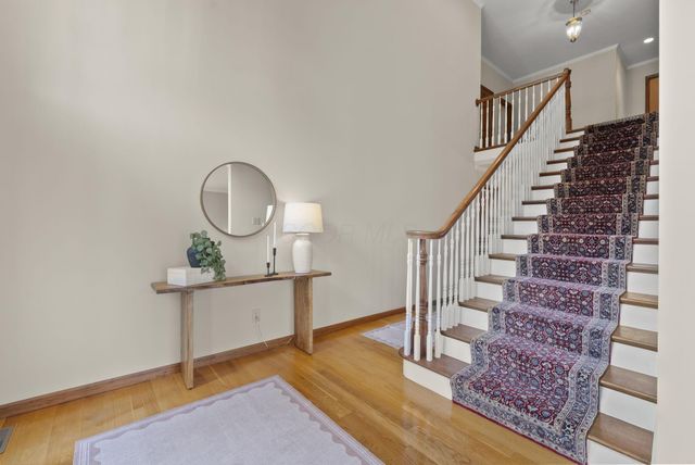 2227 Ashbury Close, Powell, OH 43065