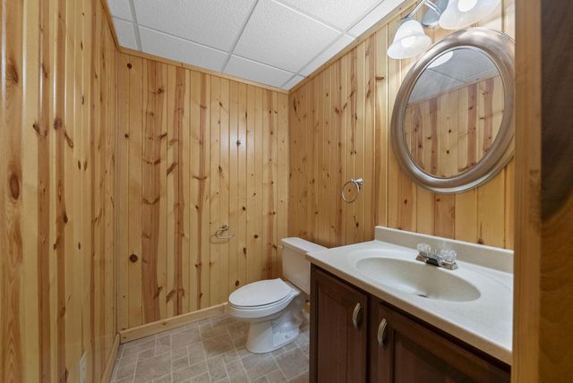 2227 Ashbury Close, Powell, OH 43065