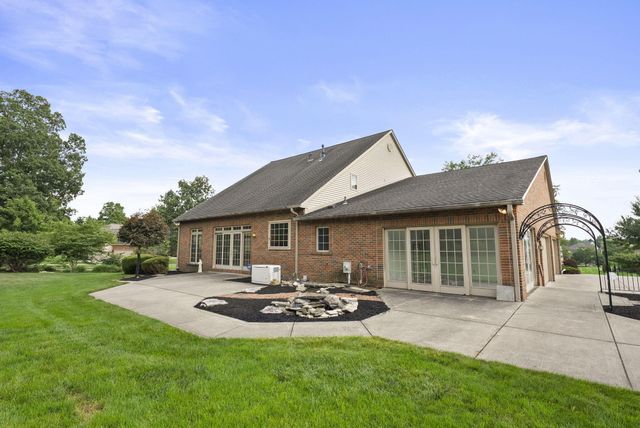 2227 Ashbury Close, Powell, OH 43065