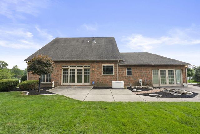 2227 Ashbury Close, Powell, OH 43065